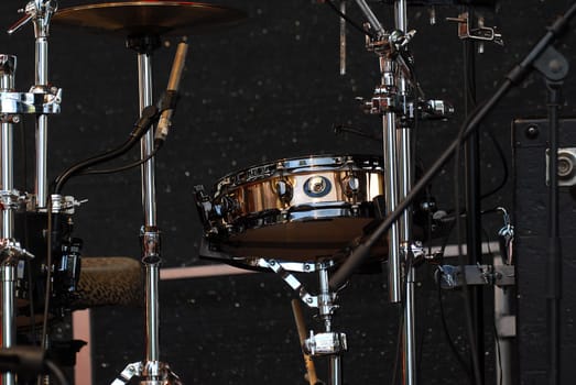 Drumkit or drums