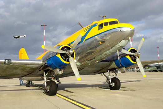 airpor Days DC3 1