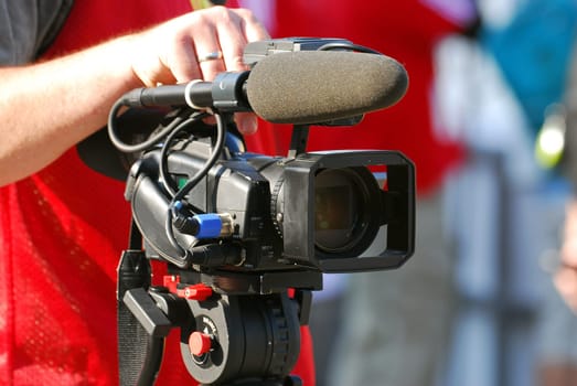 Cam with microphone
