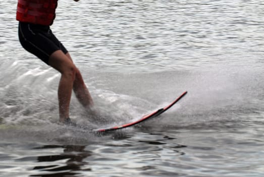 Water ski
