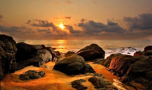 ... here I spent hours,waiting for the light.... and dreamed!