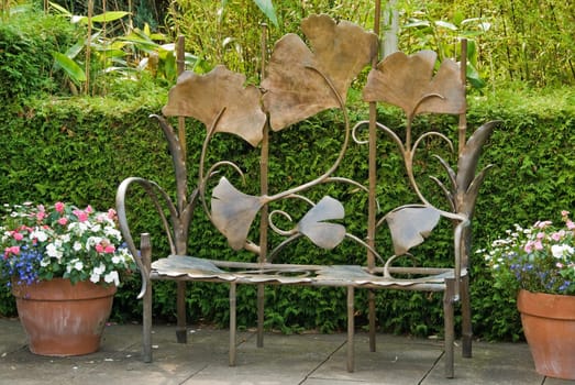 Ginko Bench