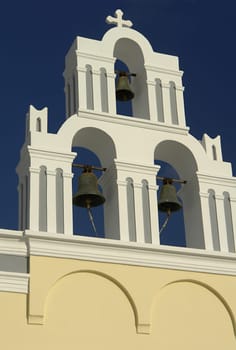 Glockenturm auf Satorin