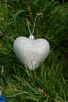 Christmas Silver Heart