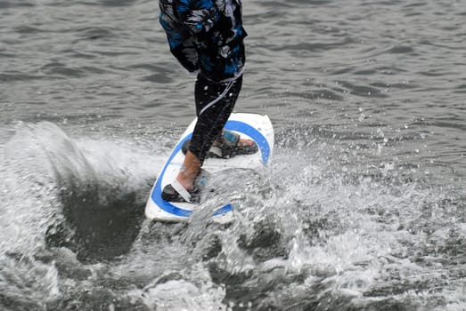 Monoski standing