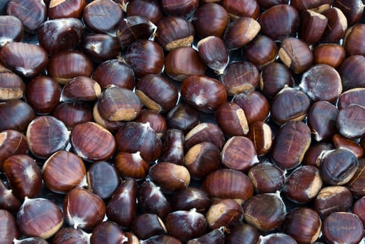 Raw chestnuts