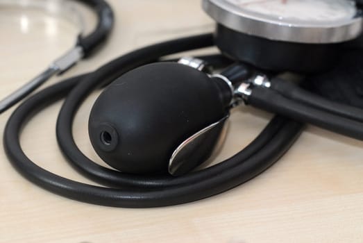 Sphygmomanometer
