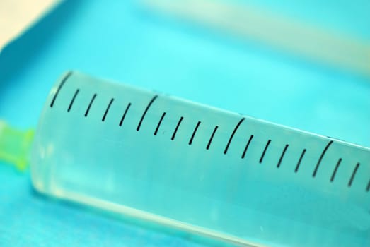Disposable syringe
