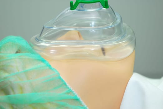 Dummie with breathing mask