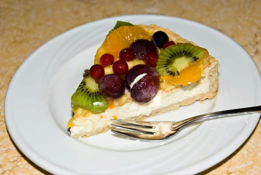 Gourmet Cake with Mixed Fruits