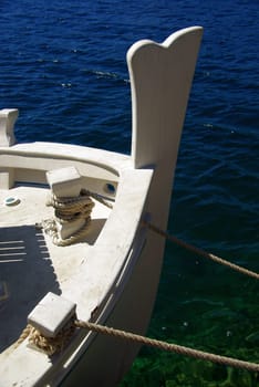 Boat 09