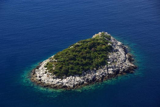 Mljet Island in front of the island 01