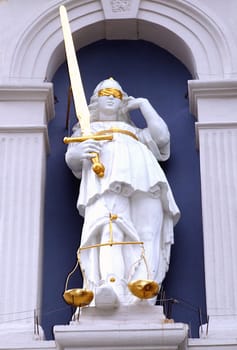 Justicia