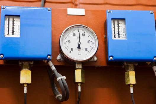 Pressure gauge