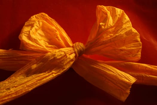 Bow orange
