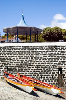 Row boats standing