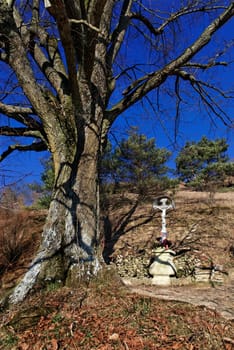 Wayside cross