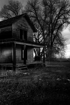 old house haunted