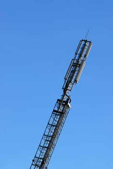 Mobile phone antenna