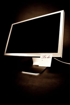 Monitor with note