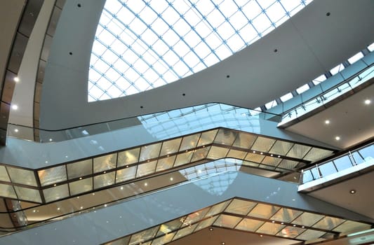 It took a long time for the escalators to be so clear. Recorded in Kassel.