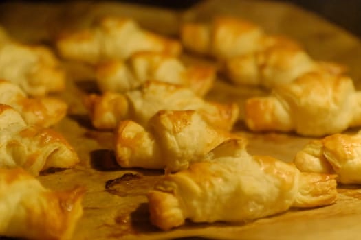 Croissants I