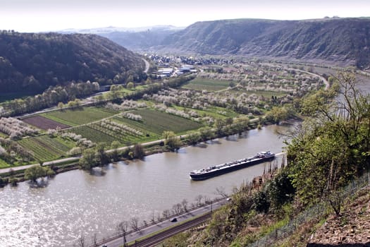 Inland waterway transport
