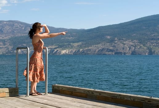 Pretty Woman Pointing
