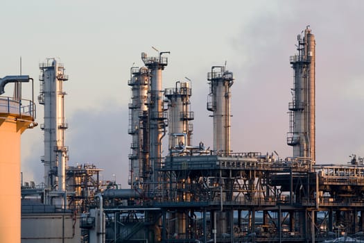 Refinery plant