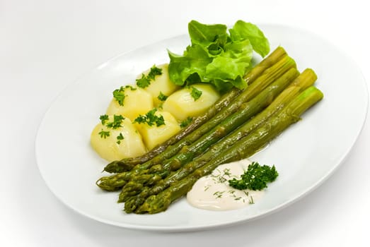 Asparagus with potatoes,salad