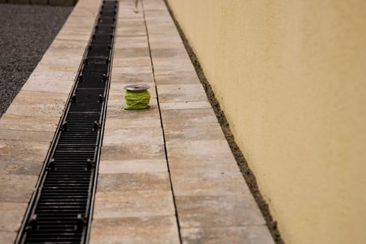 String when paving