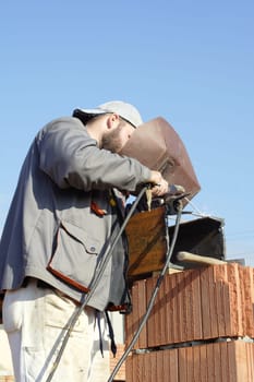 Master bricklayer