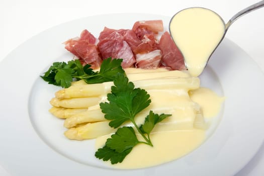 White asparagus with hollondaise sauce