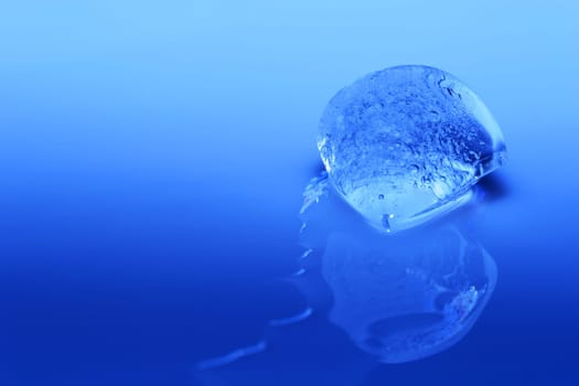 blue cube