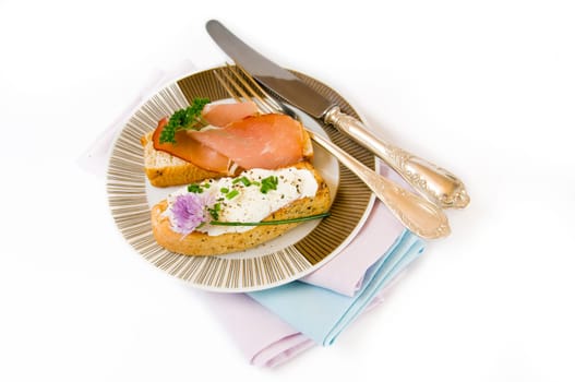Bruschetta with ham and cream cheese