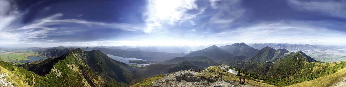 260° panorama shot of the Heimgarten near Garmisch-Partenkirchen with a view of the Herzogstand and the Walchen and Kochelsee.