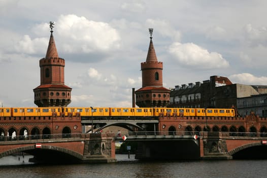Oberbaumbrücke