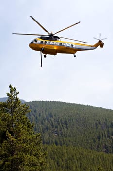 fire fighting helicopter