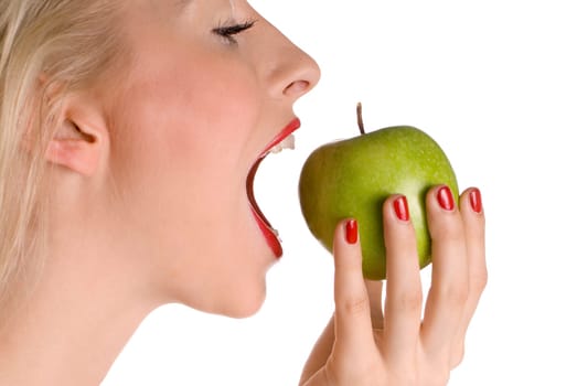 woman eating apple