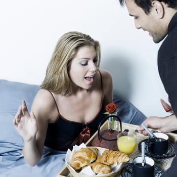 romantic breakfast in bed