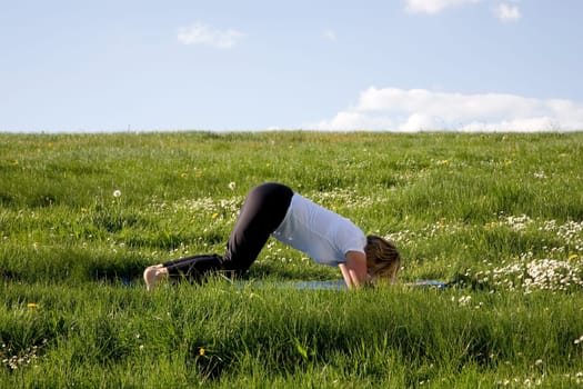 Woman doing full body stabilization