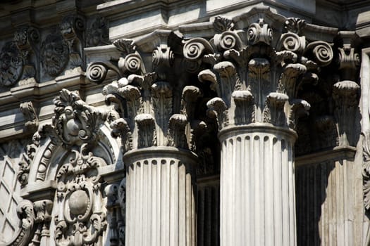 column detail from dolmabahce palace