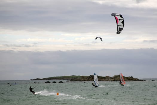 Parasurfing