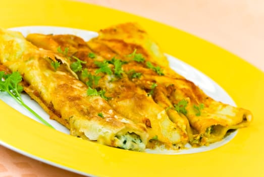 Cannelloni with spinach,cheese