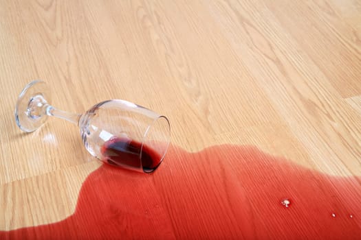 wine glass spill