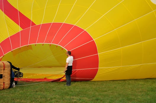 Heating up a hot air balloon near Kassel.