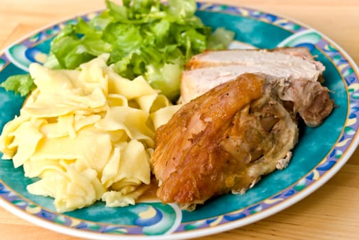 Roast turkey with tagliatelle and salad