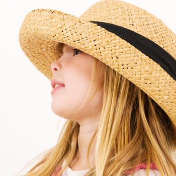 girl with too large hat