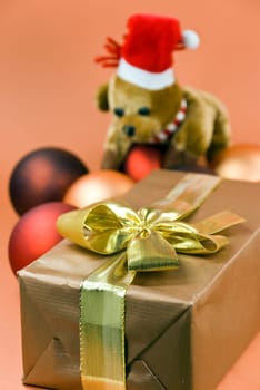 Christmas - Gift with bow
