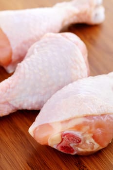 Raw chicken drumsticks